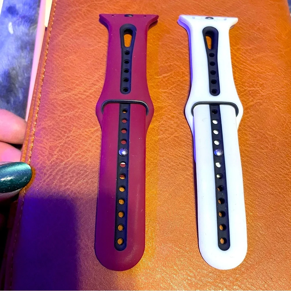 Sporty Apple iWatch Bands, two-toned 40mm-44mm.
